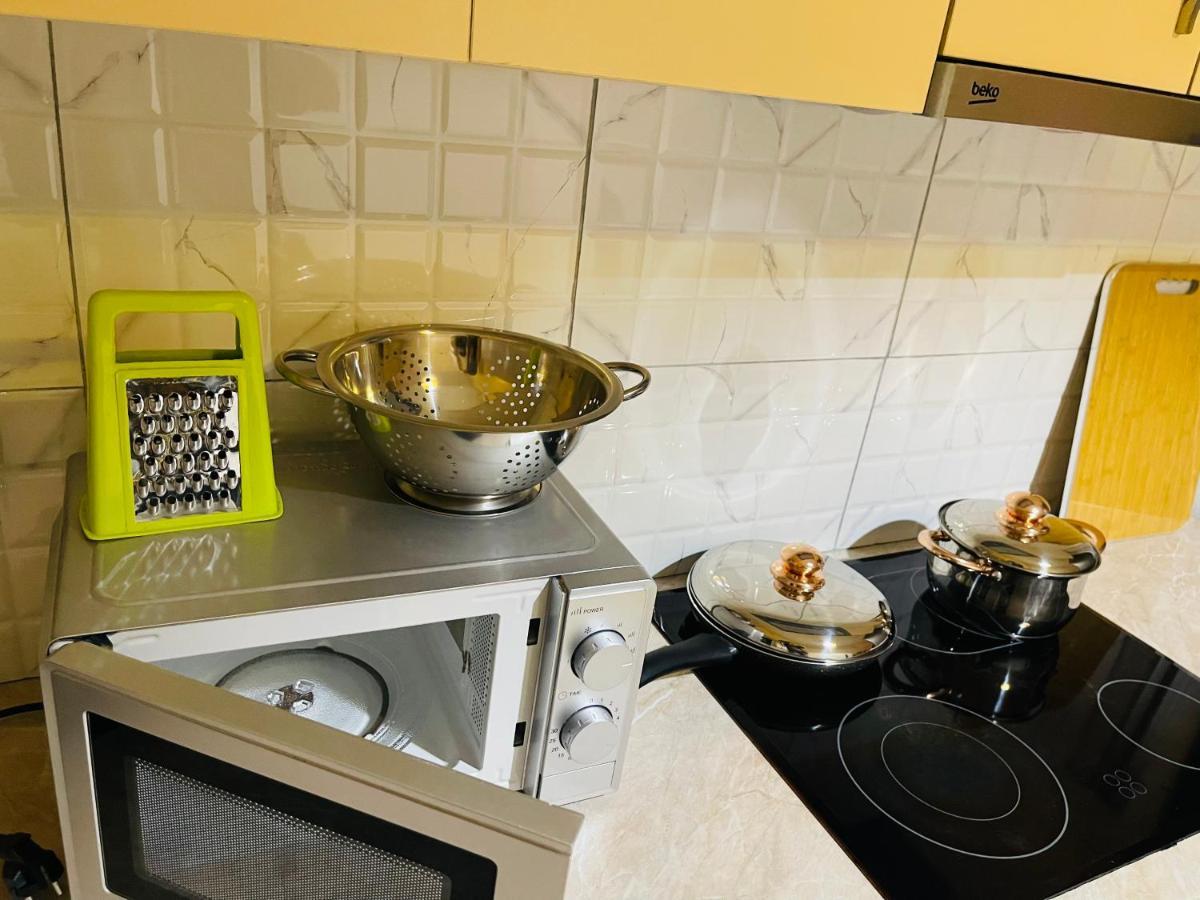 Dardana&Gerjon Apartament Kamez Экстерьер фото