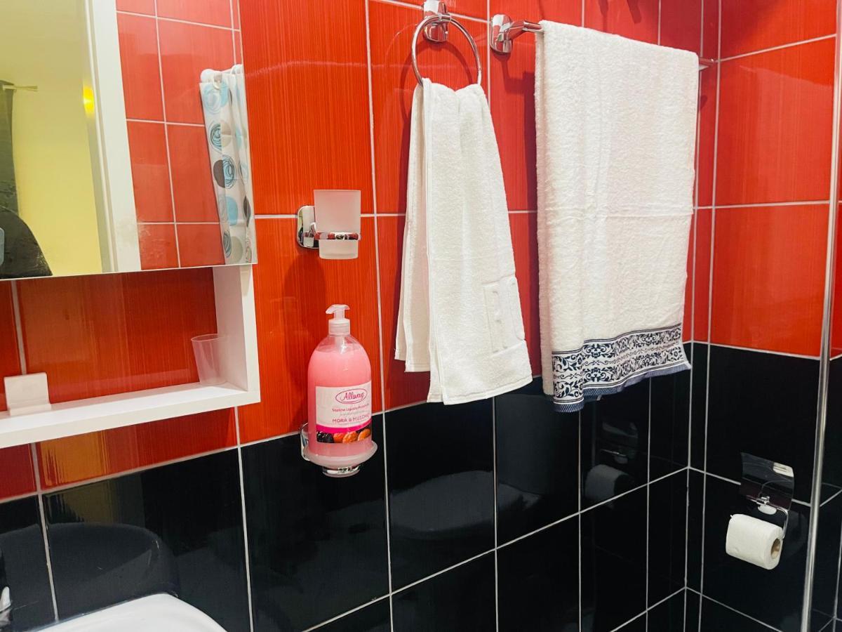 Dardana&Gerjon Apartament Kamez Экстерьер фото